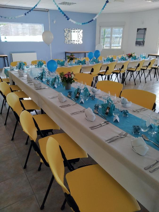 Logis Hotel- Restaurant La Haie Des Vignes Seminaires Et Evenementiel 얼레인 외부 사진
